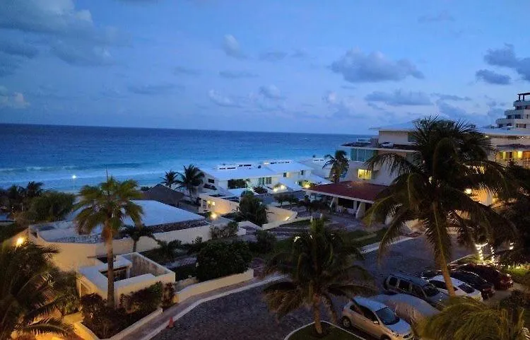 Departamento Con Playa En Канкун